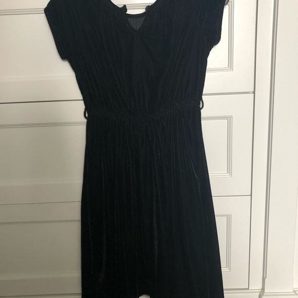 Lands’ End Girls’ Velvet Black Dress - Picture 2 of 5